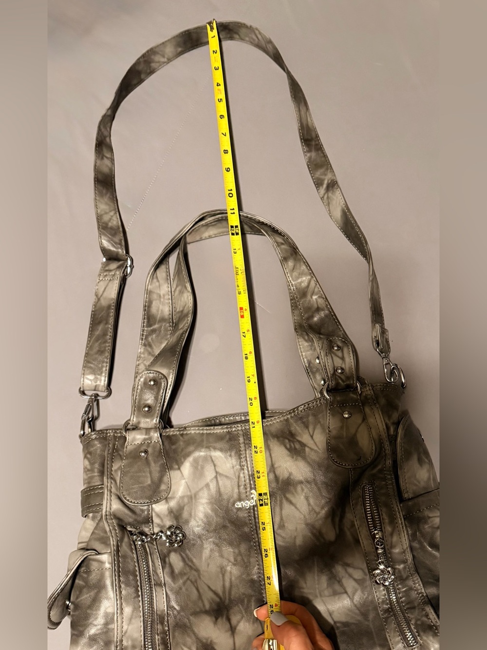 Angel Kiss Faux Leather Metallic Silver Shoulder Bag - Picture 13 of 13